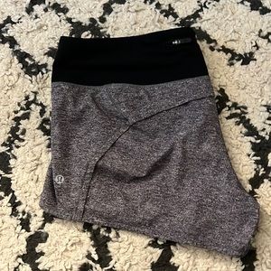 Lululemon Speed Up Mid-Rise Short 4”
